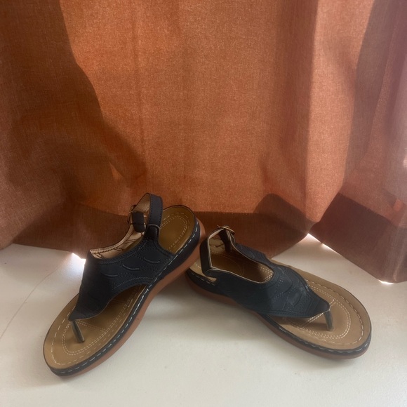 Elegant Blue and Tan Women's Sandals - Picture 2 of 2